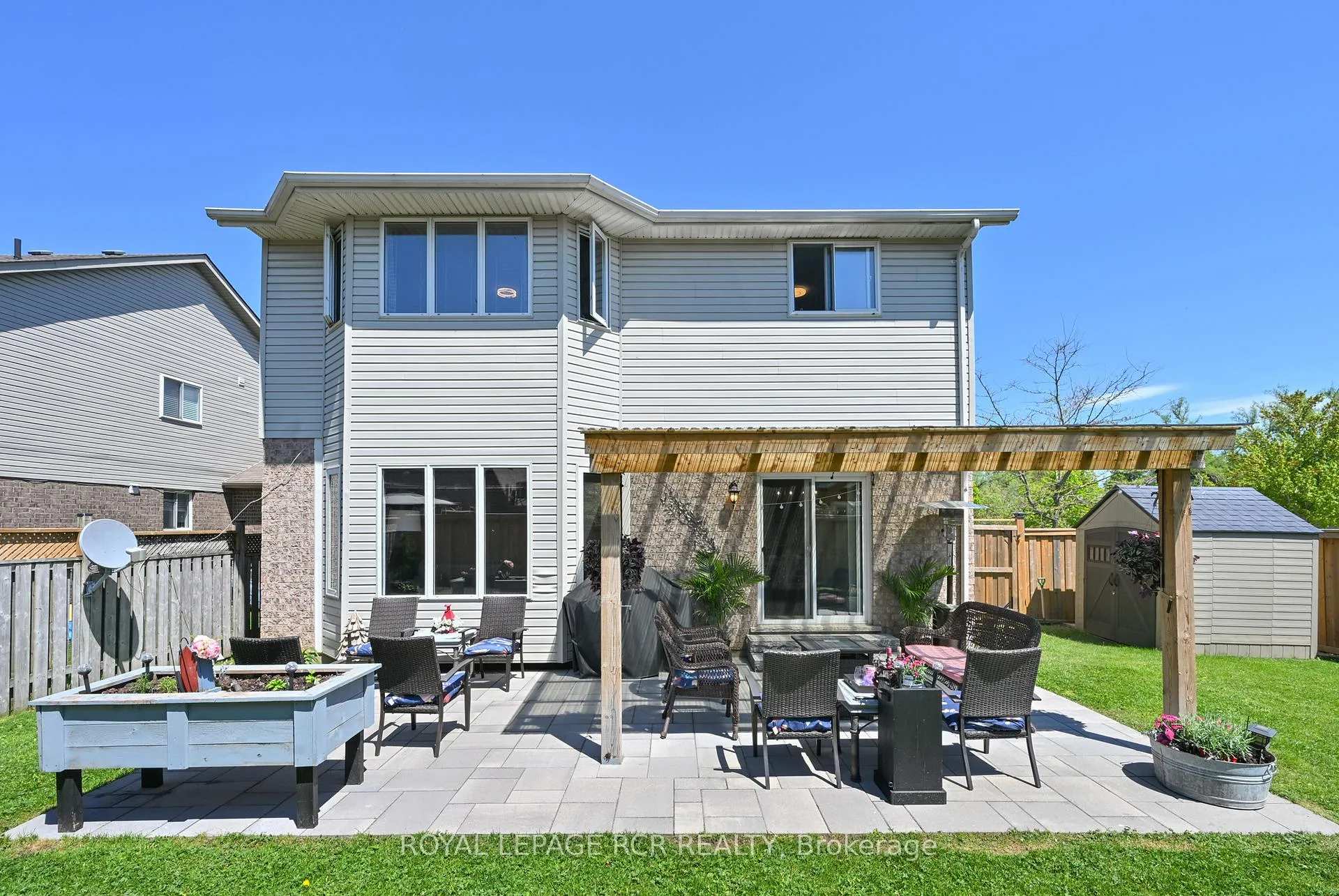 Photo 33 of 399 Rintoul Crescent, Shelburne — HOMEH