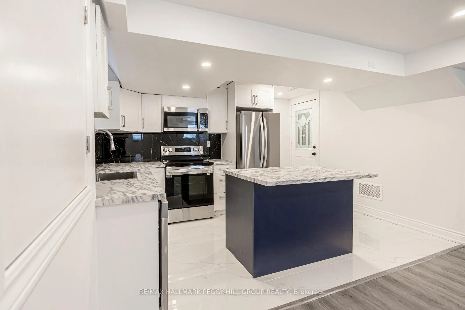 Photo 3 of Unit Basement, 34 Betterridge Trail, Barrie, Rural Barrie Southwest — HOMEH