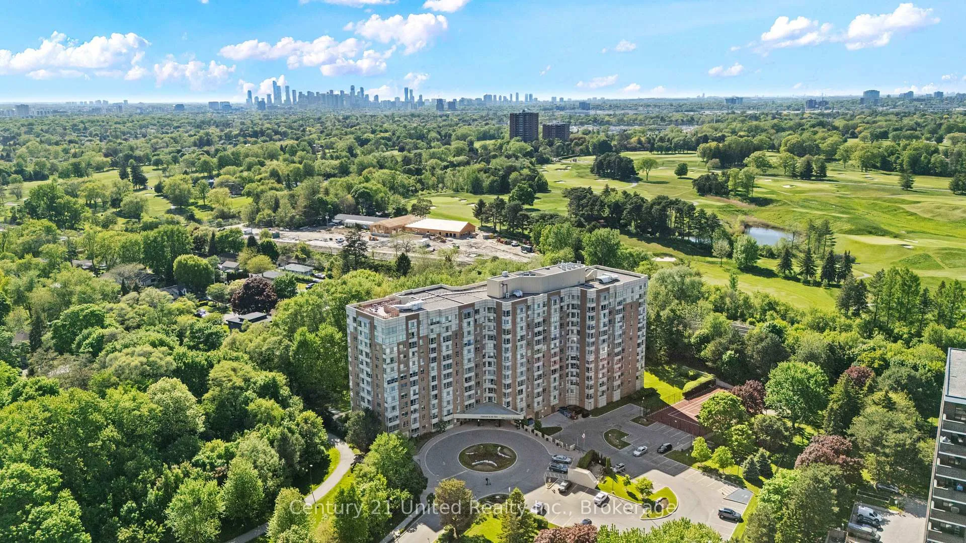 Front of Unit 505, 1485 Lakeshore Road E