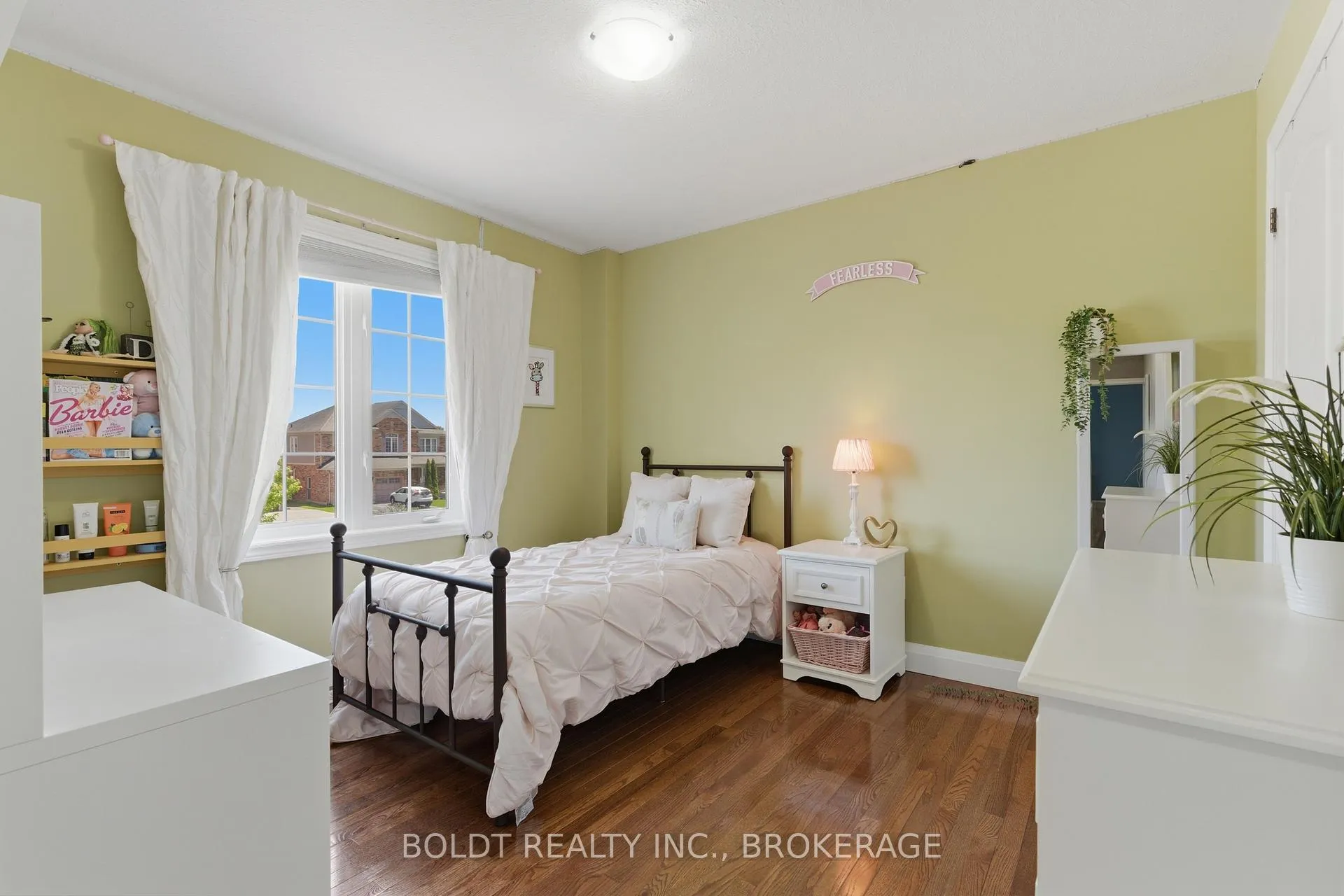 Photo 25 of 6577 St. Michael Avenue, Niagara Falls, Forestview — HOMEH