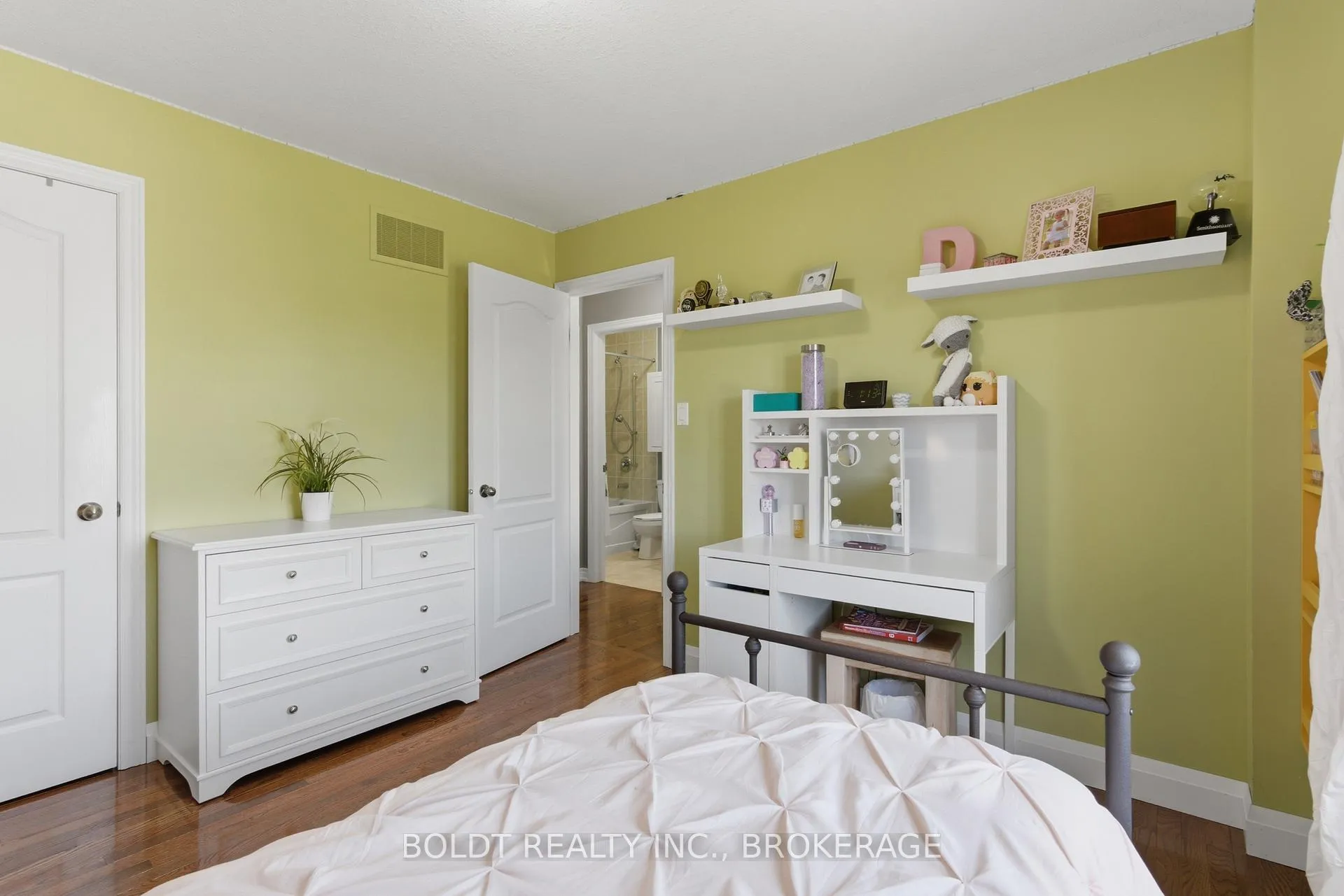 Photo 26 of 6577 St. Michael Avenue, Niagara Falls, Forestview — HOMEH
