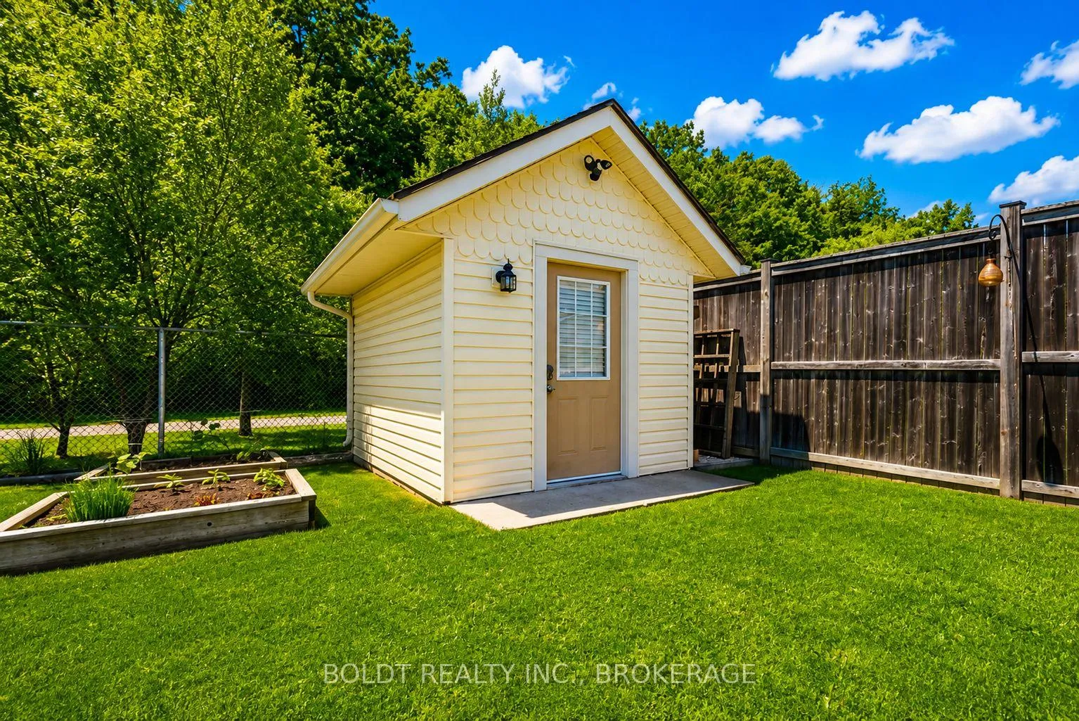 Photo 43 of 6577 St. Michael Avenue, Niagara Falls, Forestview — HOMEH