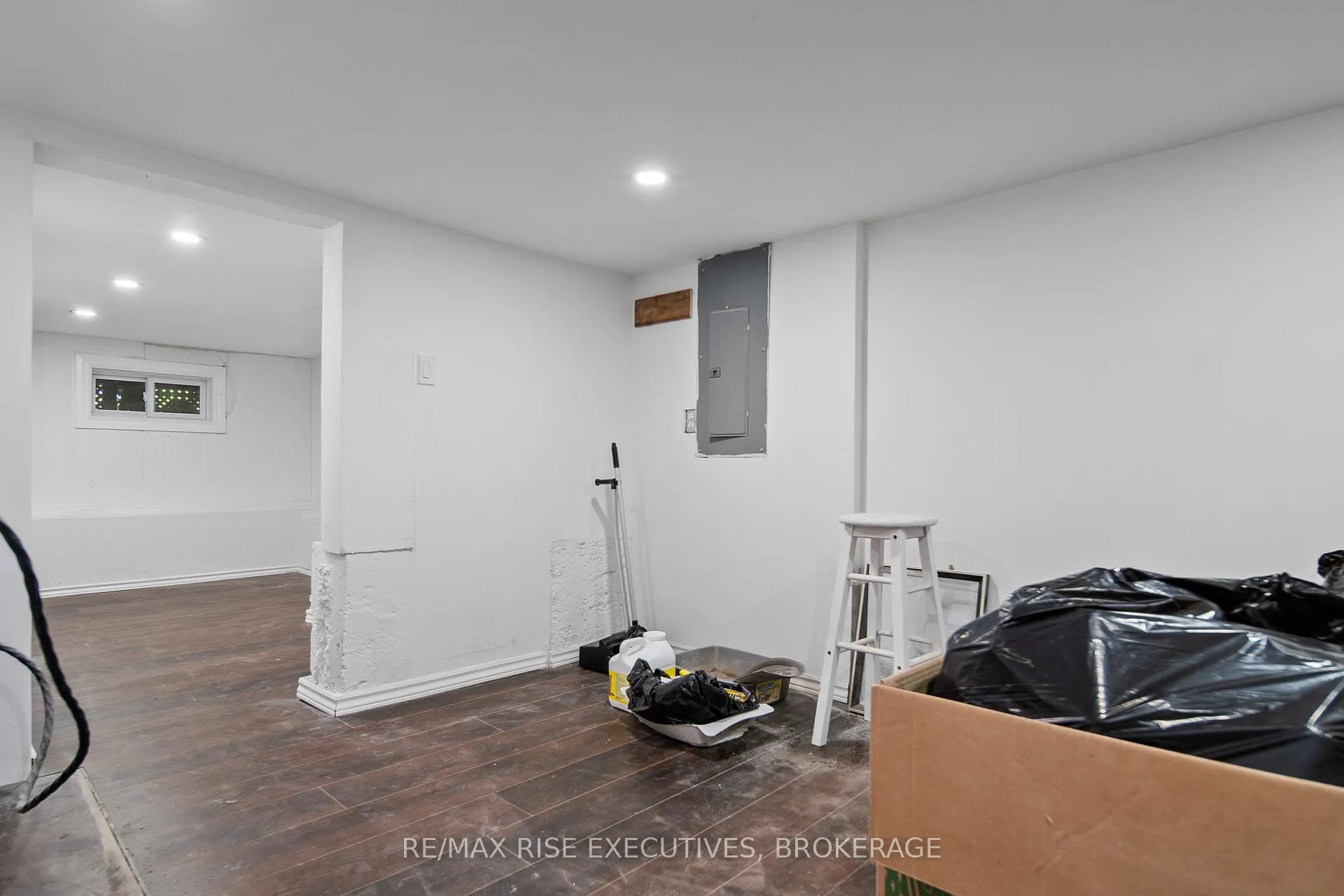 Photo 22 of 549 Alfred Street, Kingston, East of Sir John A. Blvd — HOMEH