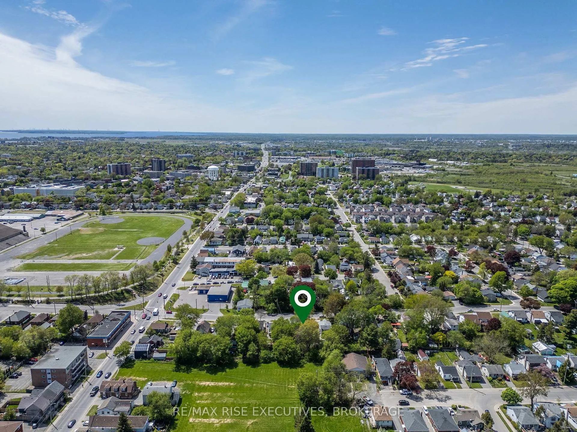 Photo 38 of 549 Alfred Street, Kingston, East of Sir John A. Blvd — HOMEH