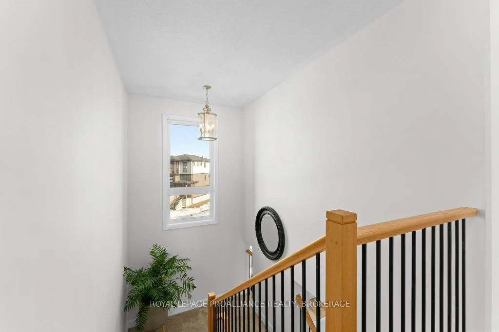 Photo 20 of 139 Superior Drive, Loyalist, Amherstview — HOMEH