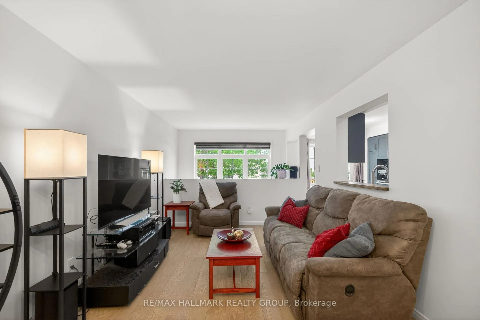 Photo 12 of 115 Cedardown Private, Ottawa, Barrhaven - Stonebridge — HOMEH