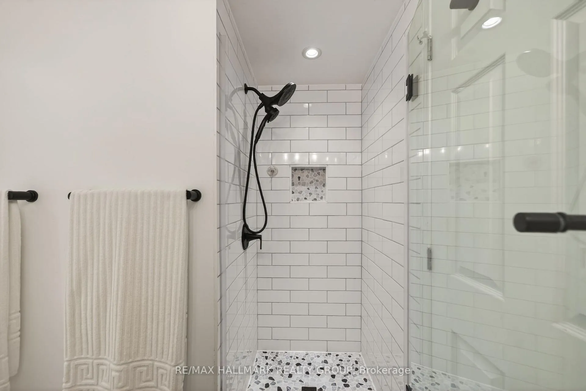 Photo 26 of 115 Cedardown Private, Ottawa, Barrhaven - Stonebridge — HOMEH