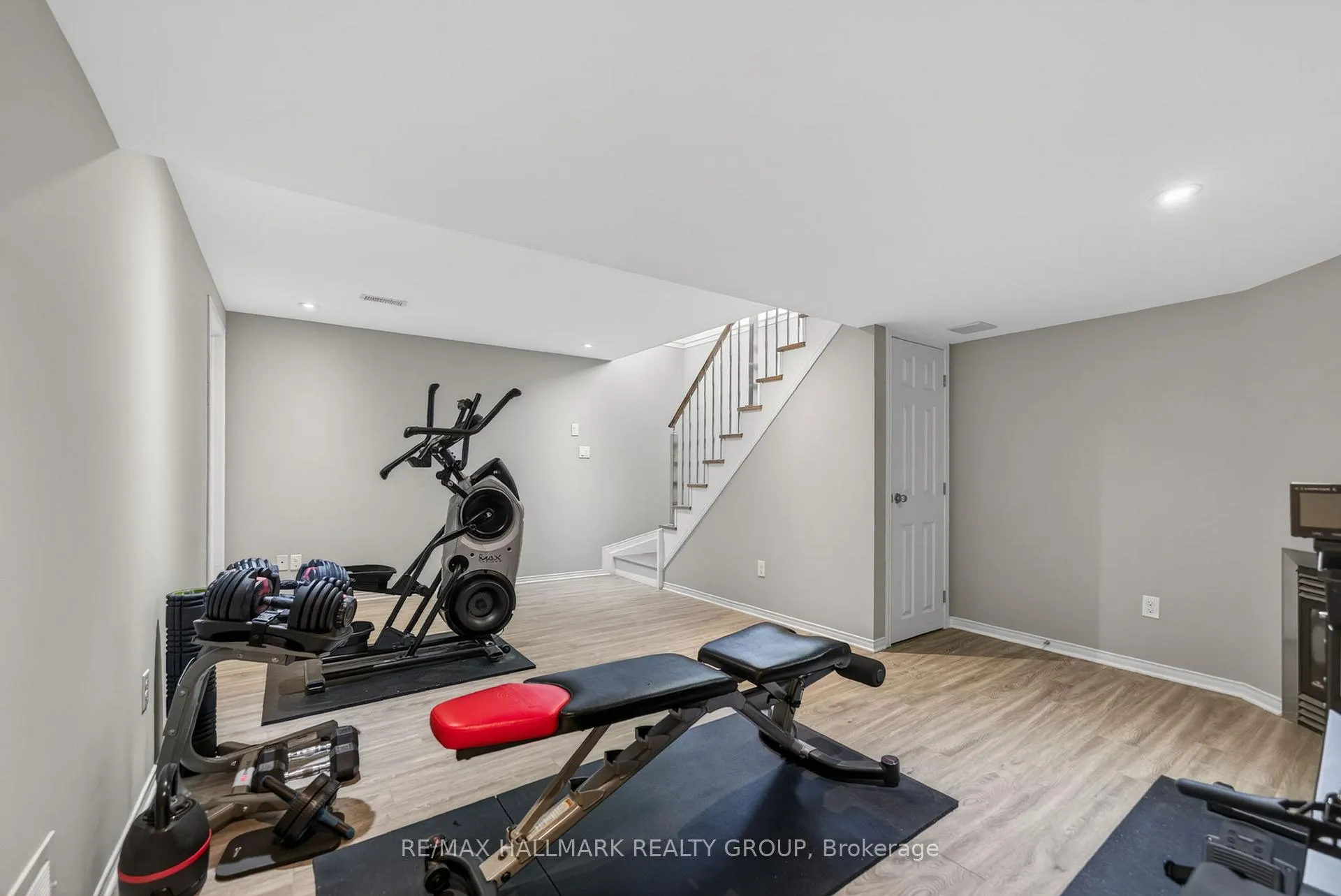 Photo 35 of 115 Cedardown Private, Ottawa, Barrhaven - Stonebridge — HOMEH