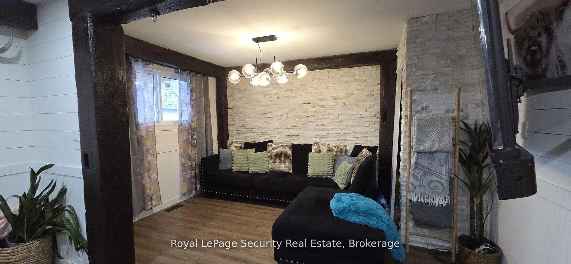 Photo 13 of 73 College Crescent, Barrie, Grove East — HOMEH
