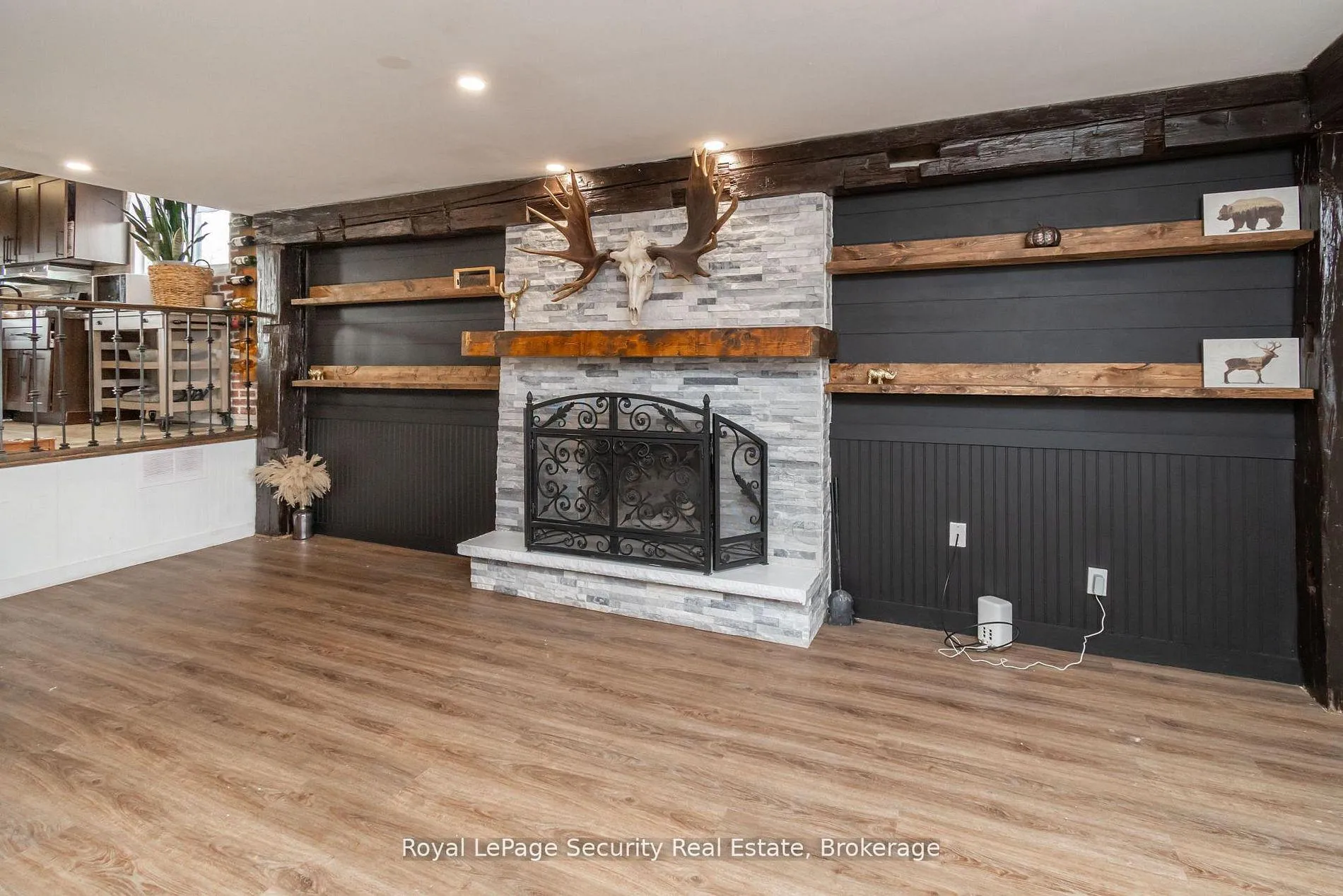 Photo 21 of 73 College Crescent, Barrie, Grove East — HOMEH