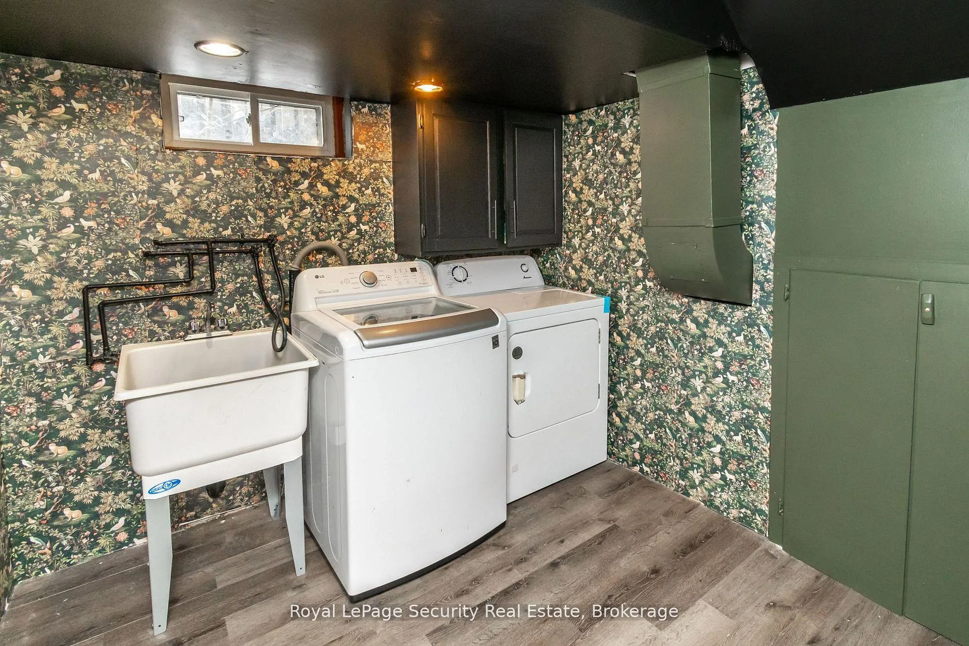 Photo 29 of 73 College Crescent, Barrie, Grove East — HOMEH