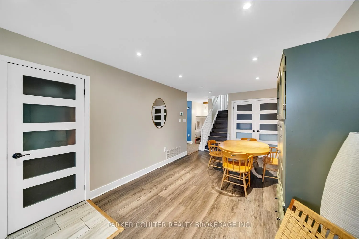 Photo 7 of 138 Benson Drive, Barrie, Northwest — HOMEH