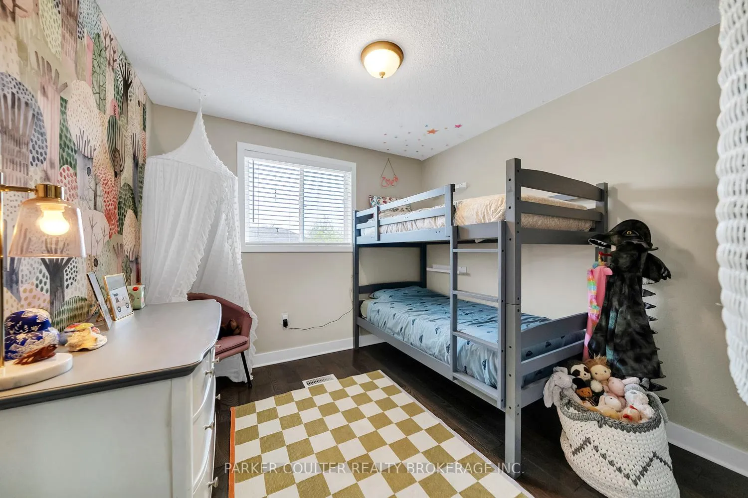 Photo 17 of 138 Benson Drive, Barrie, Northwest — HOMEH