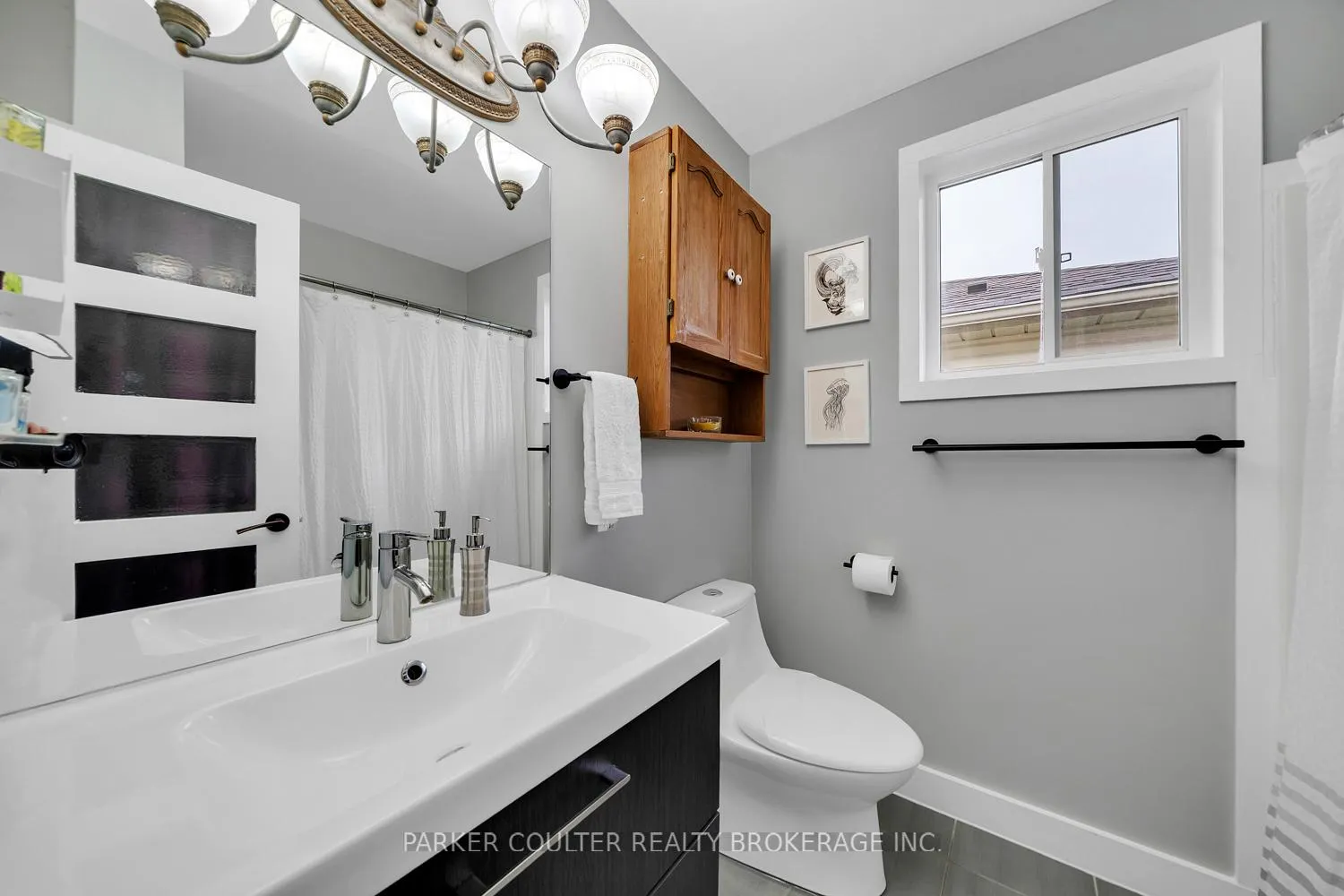 Photo 21 of 138 Benson Drive, Barrie, Northwest — HOMEH