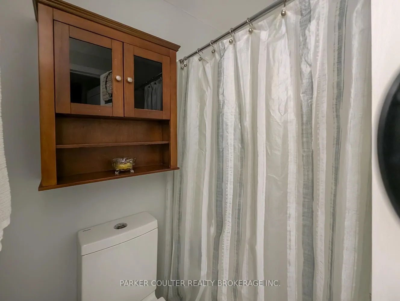 Photo 33 of 138 Benson Drive, Barrie, Northwest — HOMEH