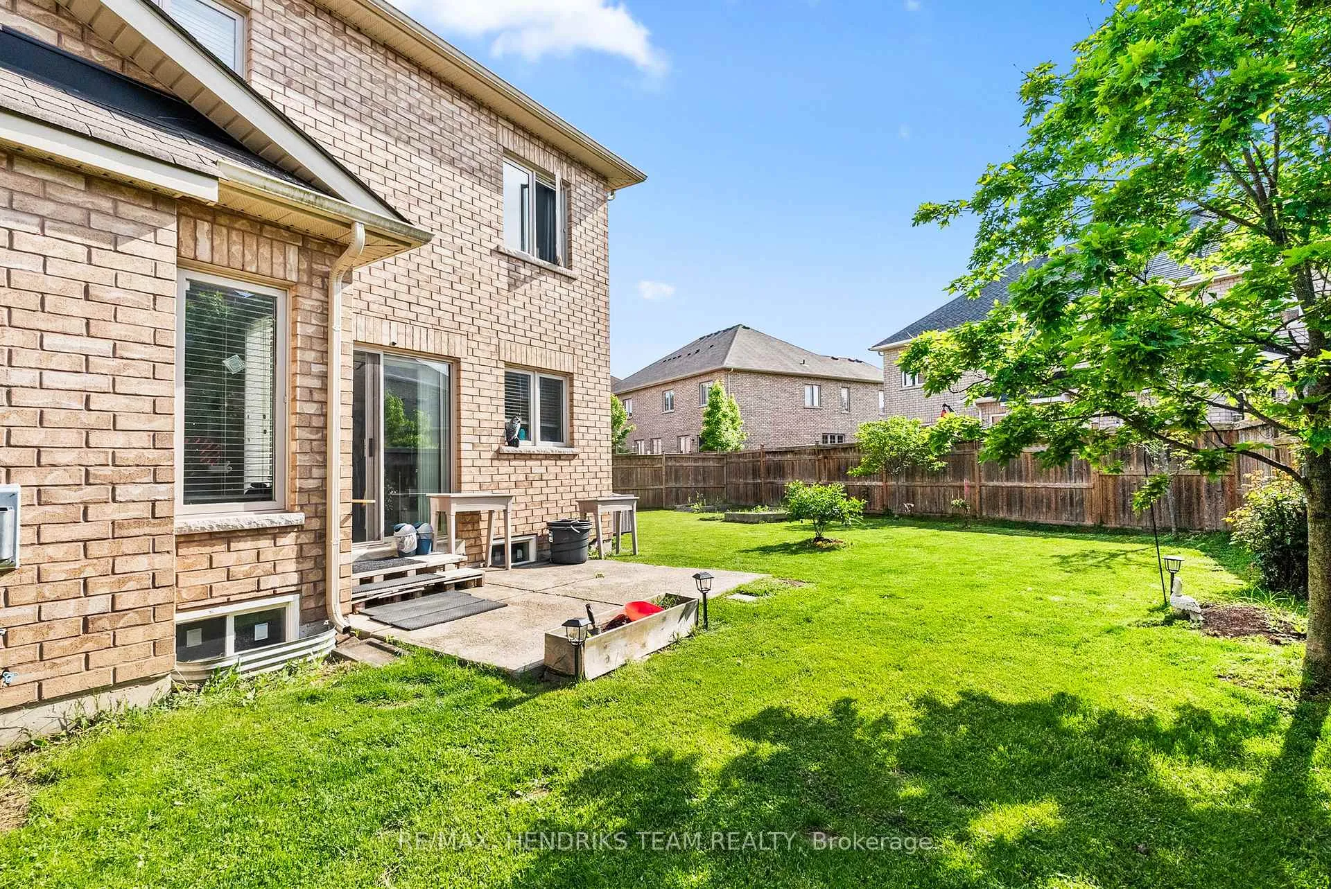 Photo 26 of 4 Durham Way, St. Catharines, Glendale/Glenridge — HOMEH
