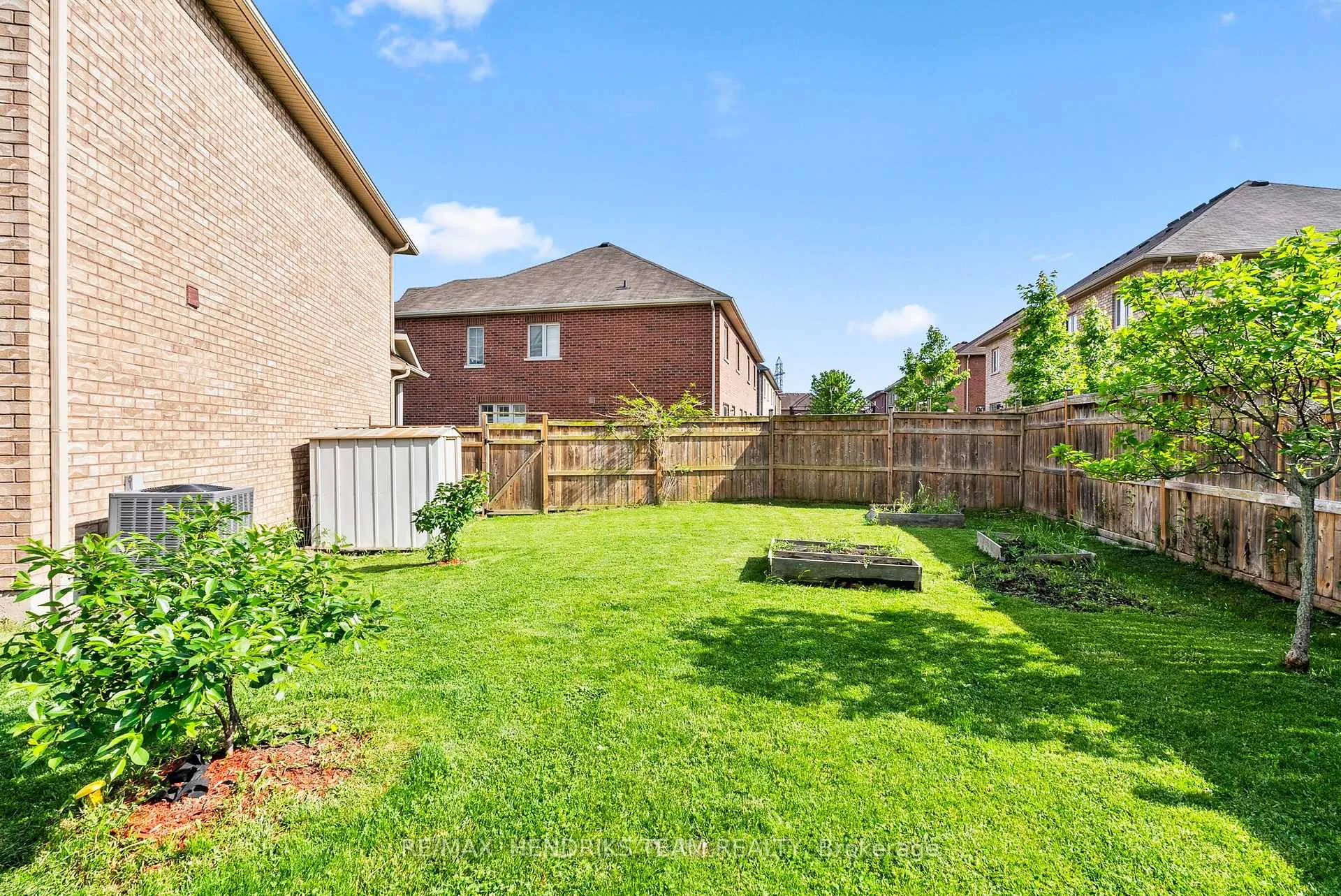 Photo 28 of 4 Durham Way, St. Catharines, Glendale/Glenridge — HOMEH