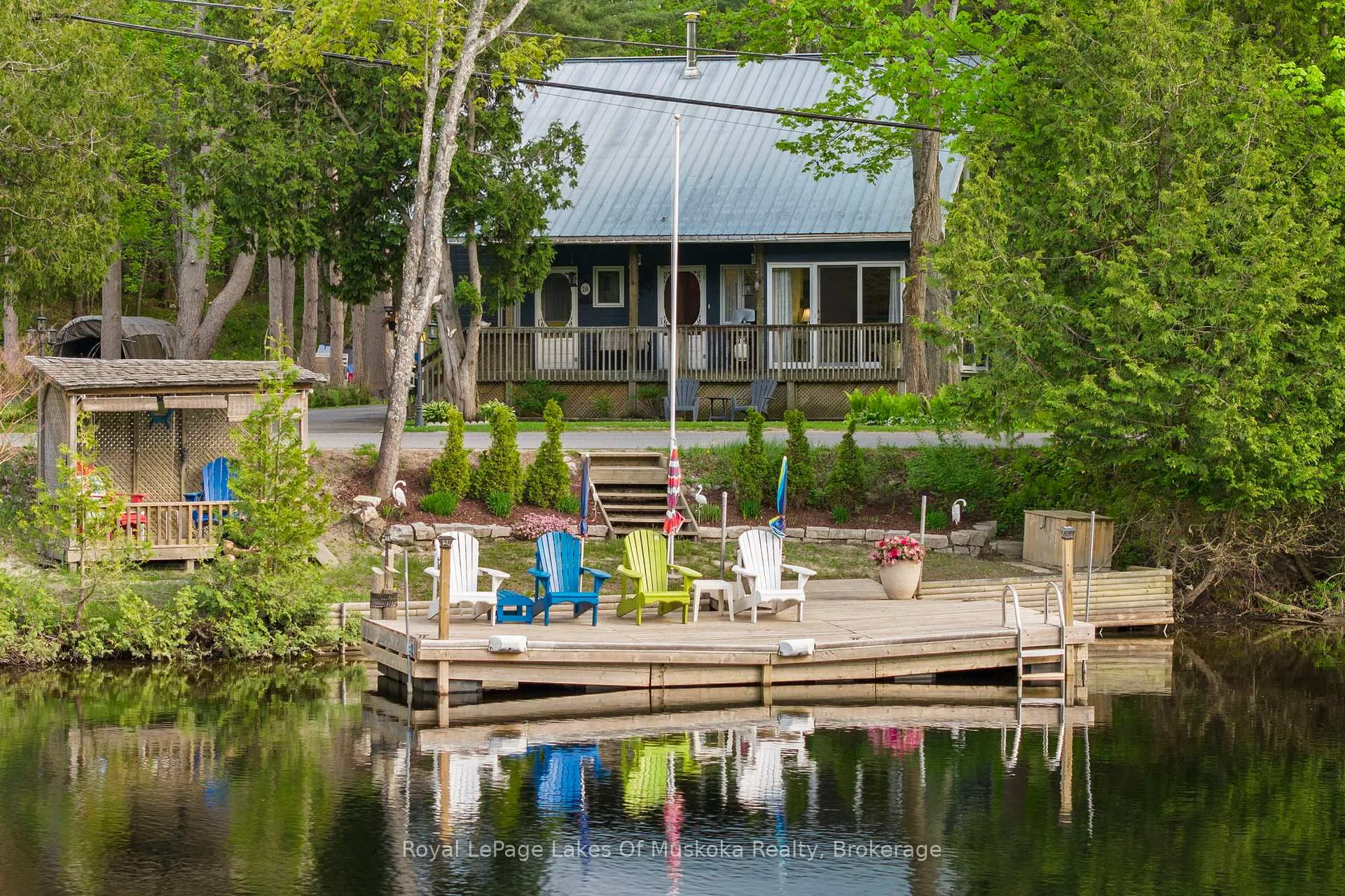 Photo 3 of 216 Beaumont Road, Bracebridge, Muskoka (N) — HOMEH