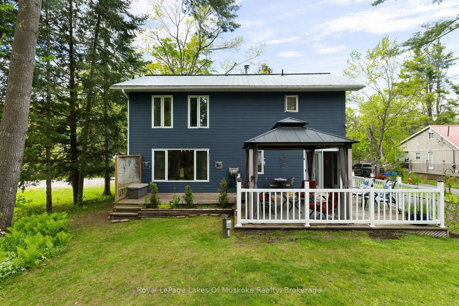 Photo 4 of 216 Beaumont Road, Bracebridge, Muskoka (N) — HOMEH