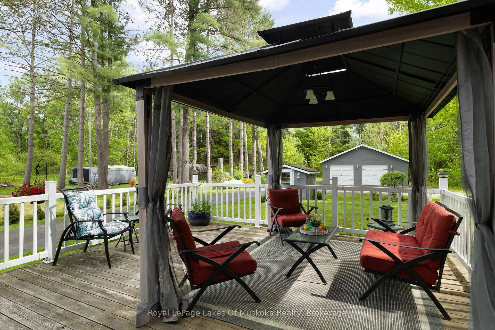 Photo 6 of 216 Beaumont Road, Bracebridge, Muskoka (N) — HOMEH