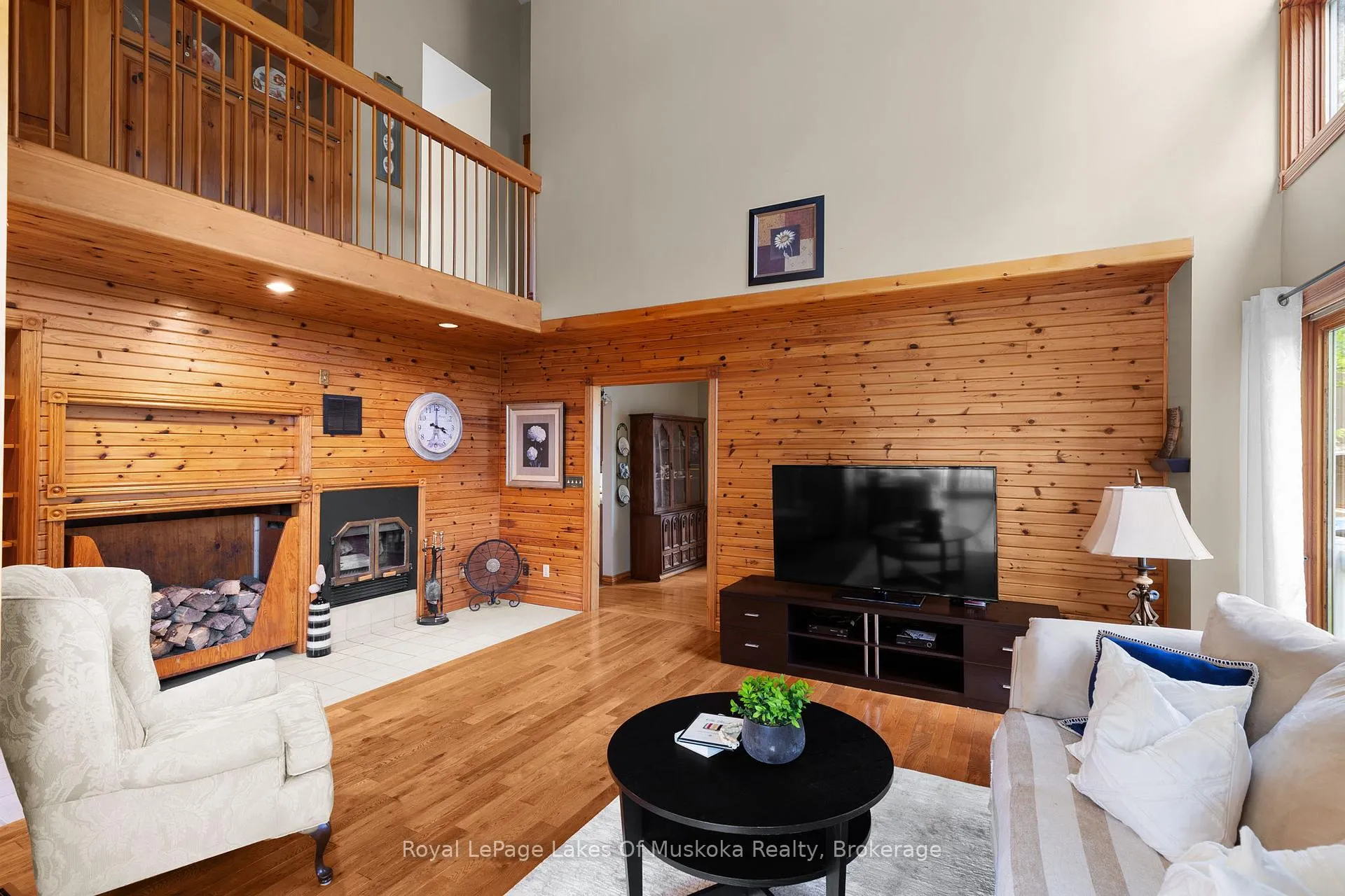 Photo 16 of 216 Beaumont Road, Bracebridge, Muskoka (N) — HOMEH