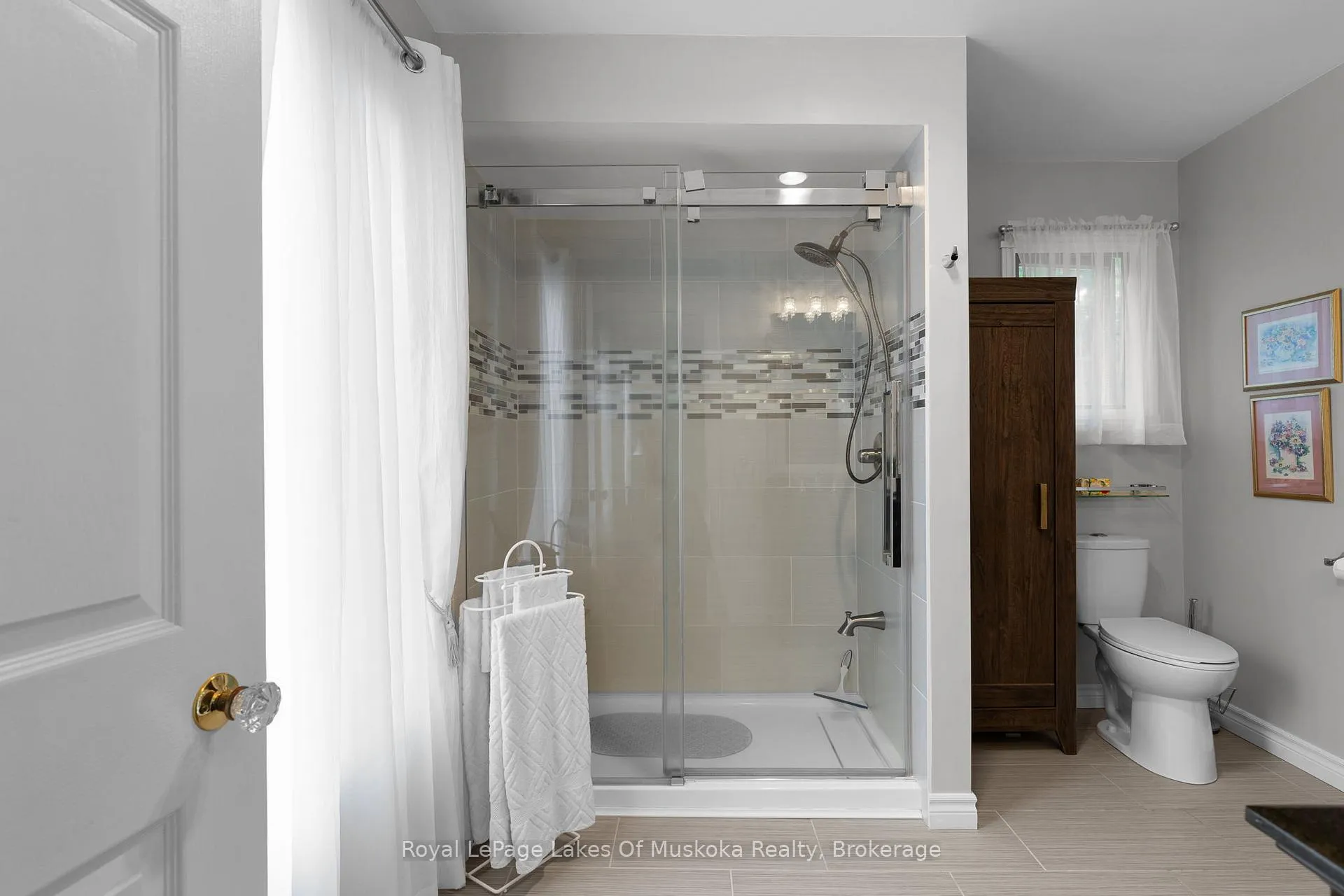 Photo 37 of 216 Beaumont Road, Bracebridge, Muskoka (N) — HOMEH