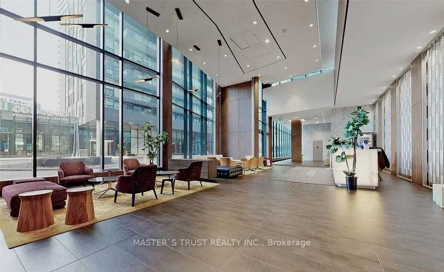 Photo 2 of Unit 1112, 80 Queens Wharf Drive, Toronto, Waterfront Communities — HOMEH