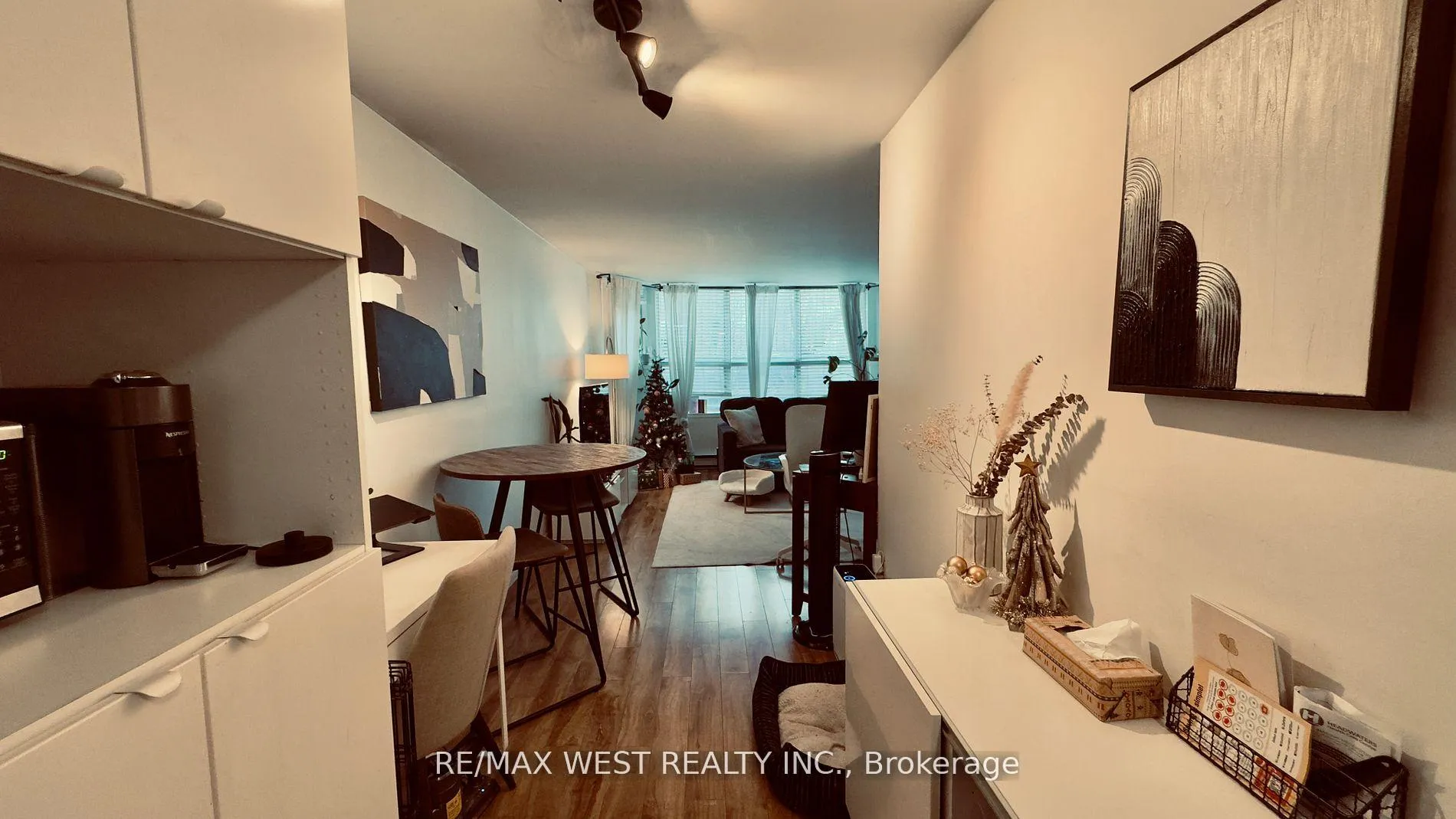 Photo 5 of 1061 Bathurst Street, Toronto, The Annex — HOMEH