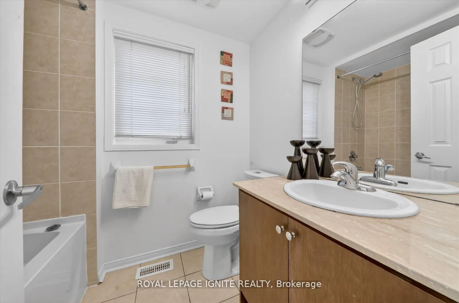 Photo 22 of Unit 95, 117A The Queensway, Toronto, High Park-Swansea — HOMEH