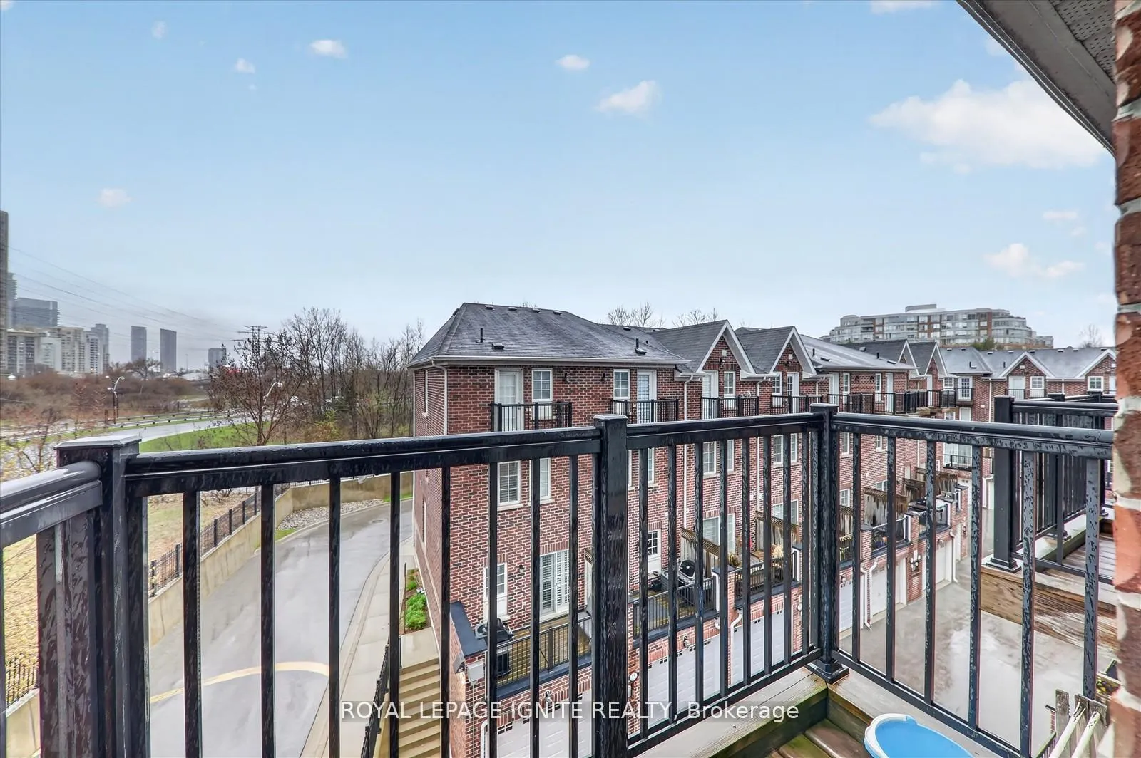 Photo 33 of Unit 95, 117A The Queensway, Toronto, High Park-Swansea — HOMEH