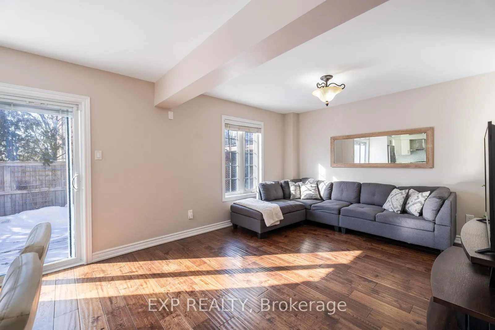 Photo 17 of 81 Farthingale Crescent, Brampton, Fletcher's Meadow — HOMEH