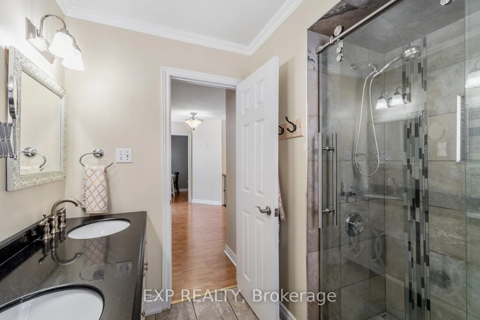 Photo 38 of 81 Farthingale Crescent, Brampton, Fletcher's Meadow — HOMEH