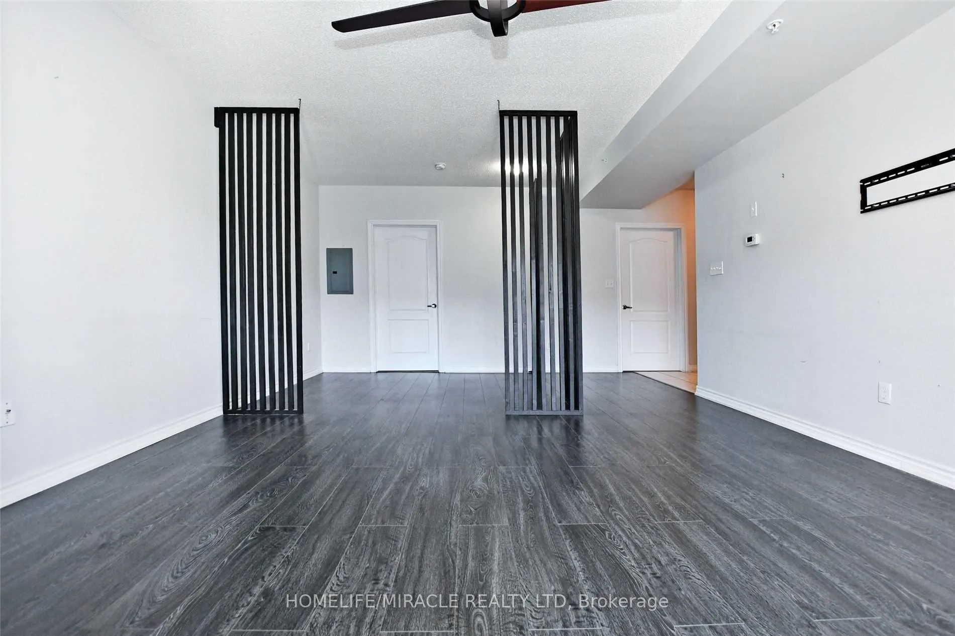 Photo 7 of Unit 303, 39 Ferndale Drive S, Barrie, Ardagh — HOMEH