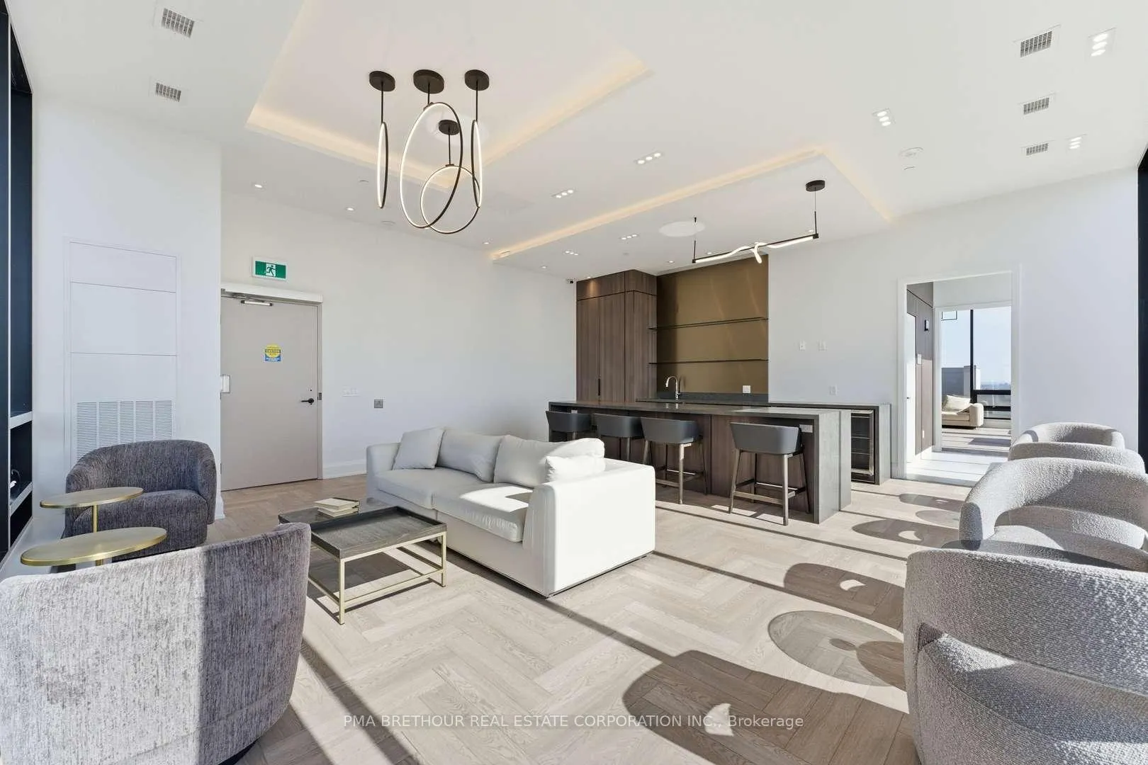 Photo 15 of Unit 1812, 1035 Southdown Road, Mississauga, Clarkson — HOMEH