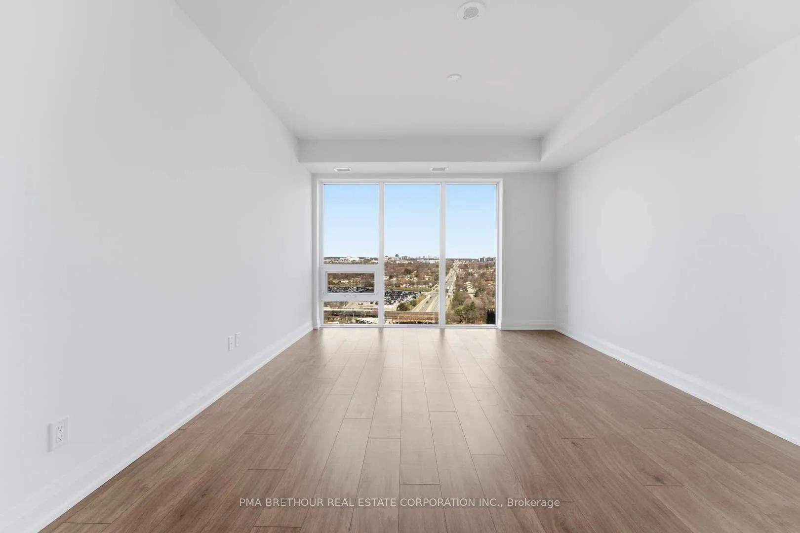 Photo 9 of Unit 1809, 1035 Southdown Road, Mississauga, Clarkson — HOMEH