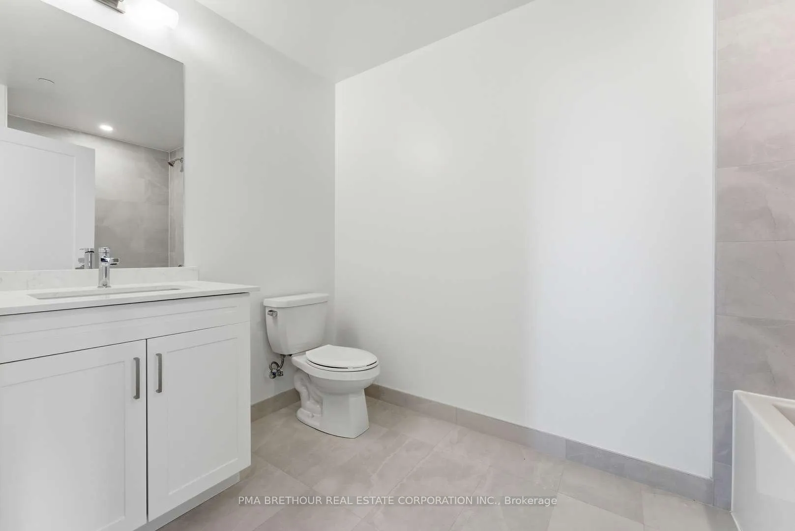 Photo 13 of Unit 1809, 1035 Southdown Road, Mississauga, Clarkson — HOMEH