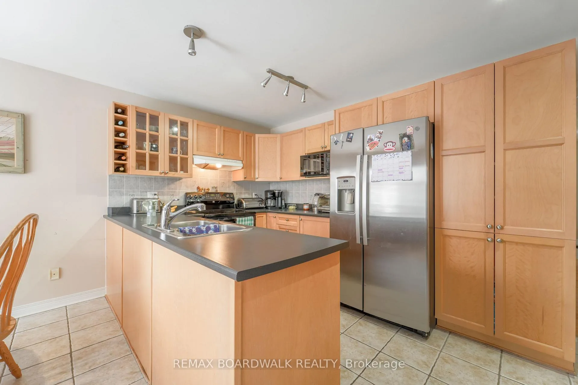 Photo 11 of 170 Bridlewood Drive, Ottawa, Kanata - Bridlewood — HOMEH