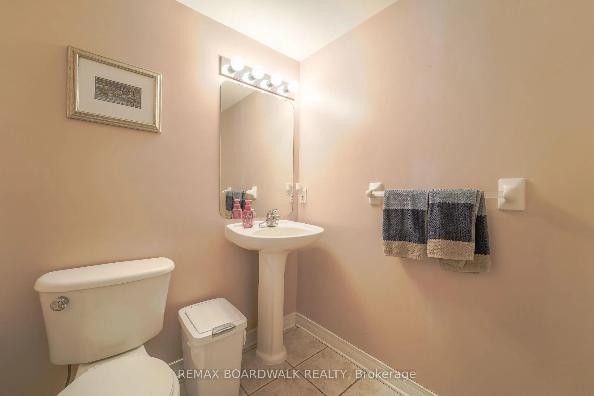 Photo 19 of 170 Bridlewood Drive, Ottawa, Kanata - Bridlewood — HOMEH