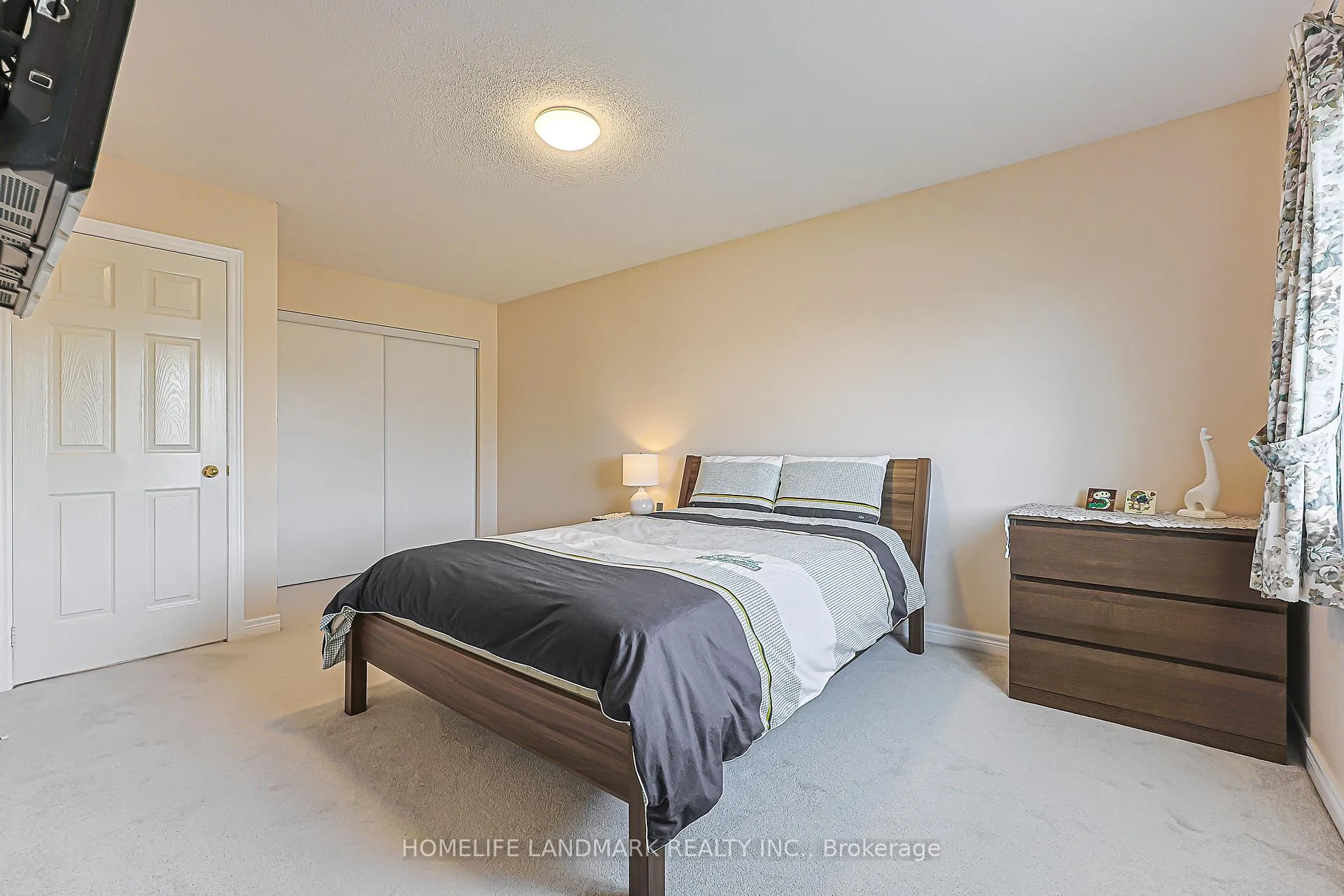 Photo 17 of 81 Eastpine Drive, Markham, Milliken Mills West — HOMEH