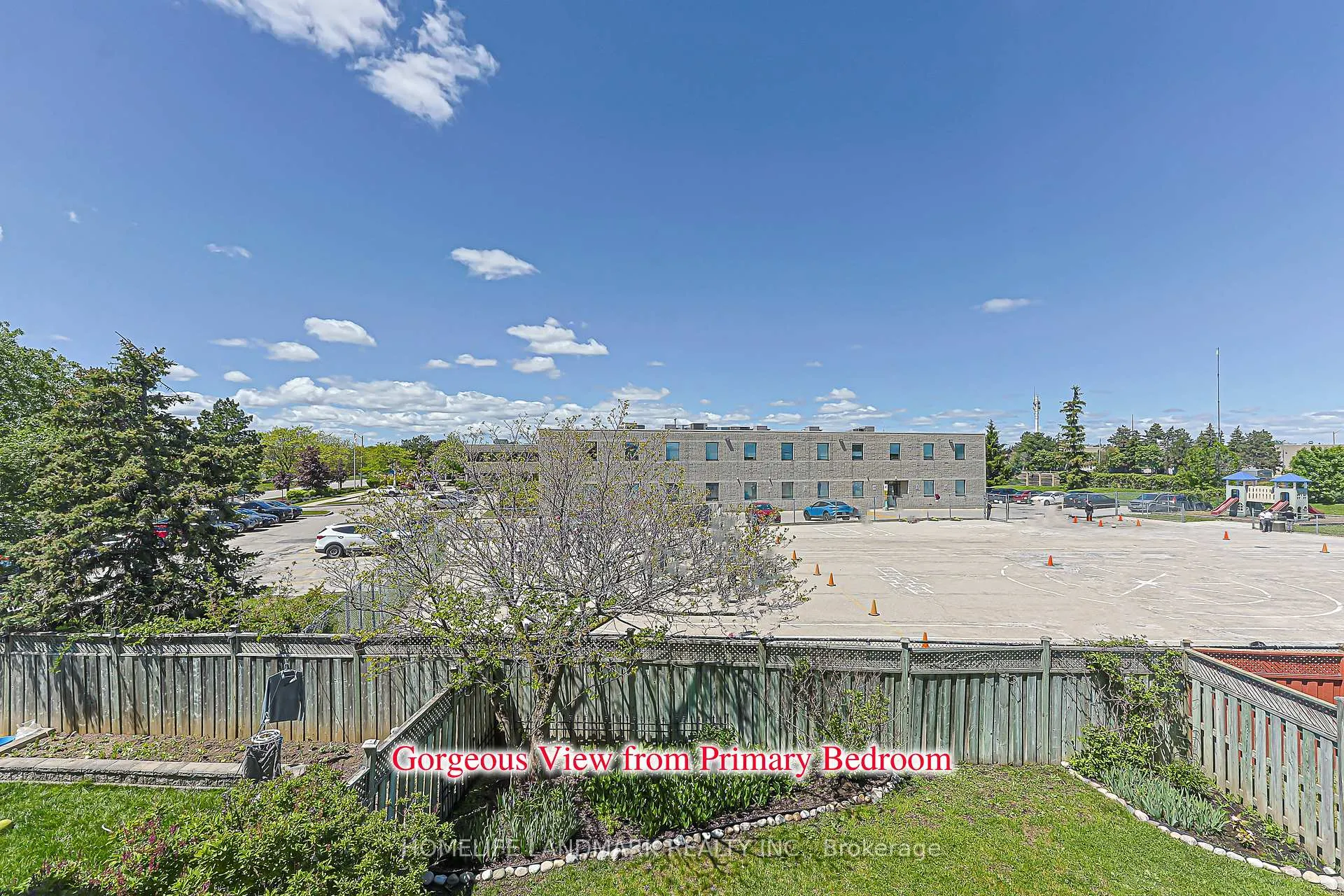 Photo 18 of 81 Eastpine Drive, Markham, Milliken Mills West — HOMEH