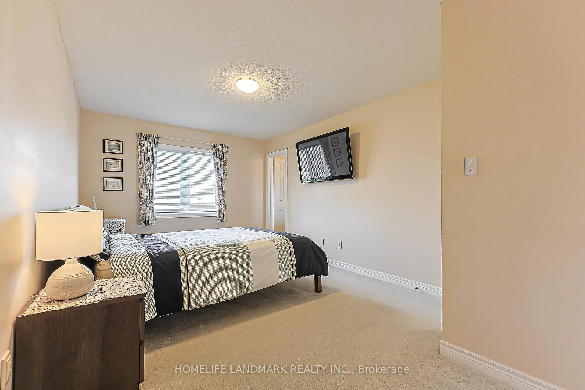 Photo 19 of 81 Eastpine Drive, Markham, Milliken Mills West — HOMEH