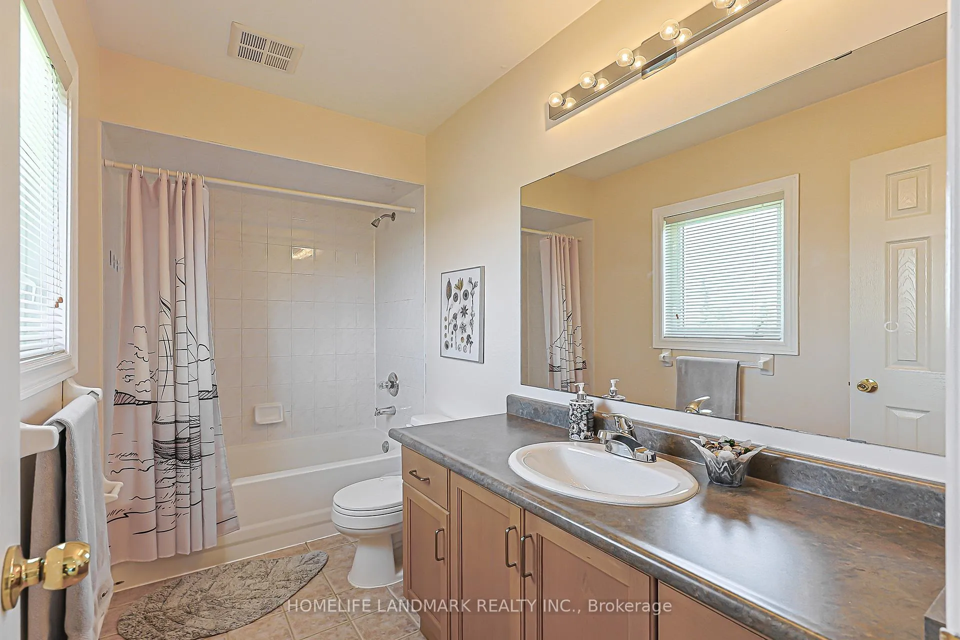 Photo 23 of 81 Eastpine Drive, Markham, Milliken Mills West — HOMEH