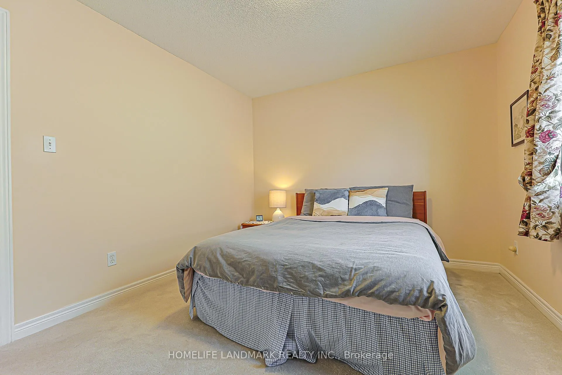 Photo 30 of 81 Eastpine Drive, Markham, Milliken Mills West — HOMEH