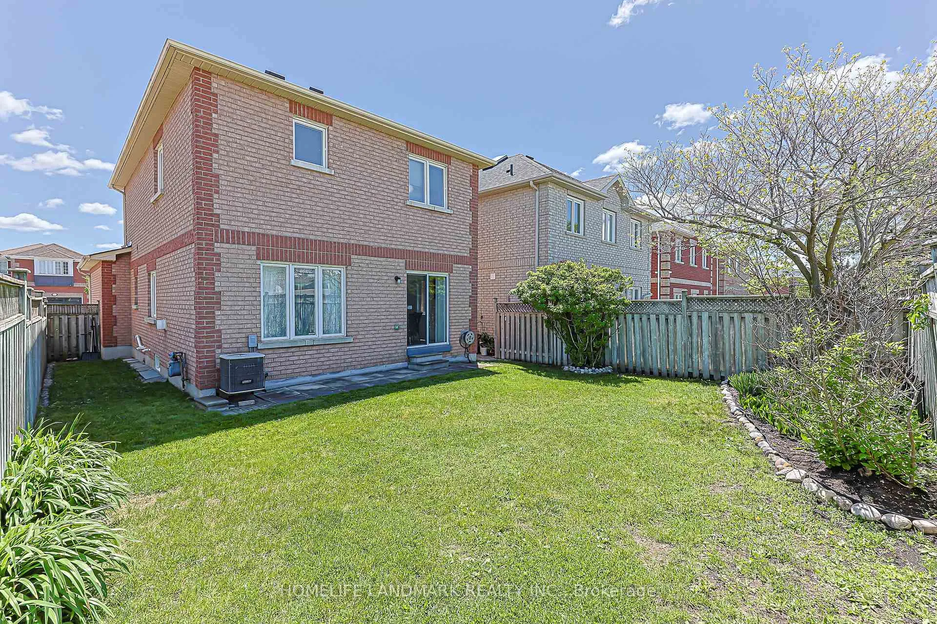 Photo 41 of 81 Eastpine Drive, Markham, Milliken Mills West — HOMEH