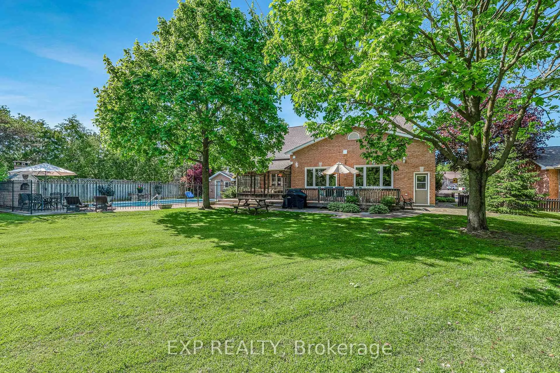 Photo 47 of 925 15th Side Road, King, Rural King — HOMEH