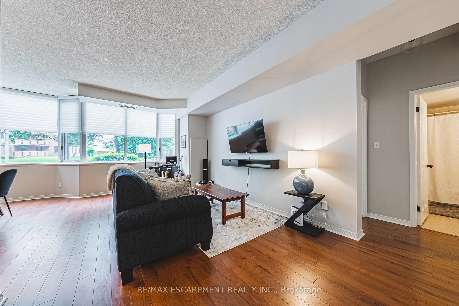 Photo 10 of Unit 103, 180 Limeridge Road W, Hamilton, Rolston — HOMEH