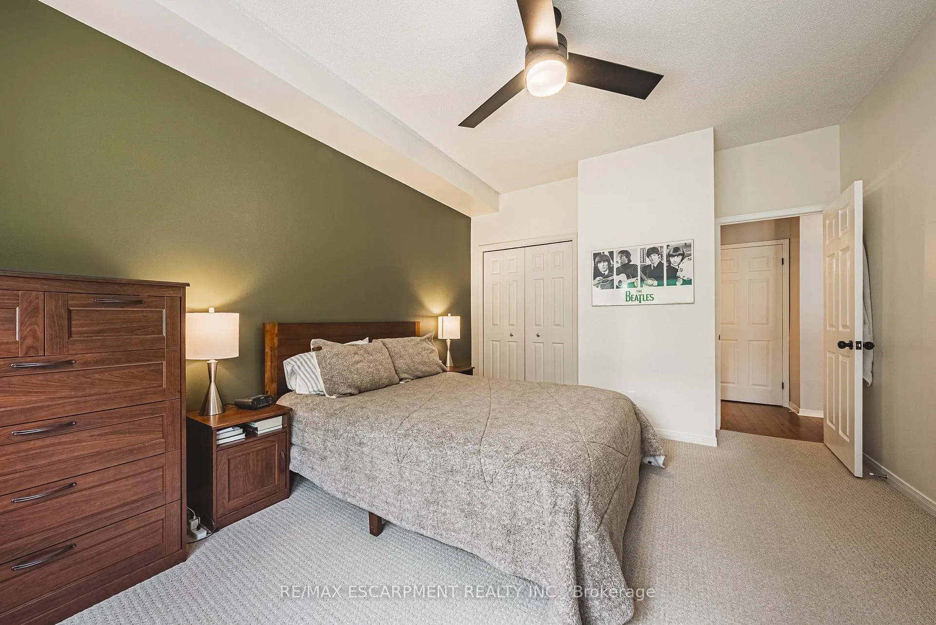 Photo 13 of Unit 103, 180 Limeridge Road W, Hamilton, Rolston — HOMEH