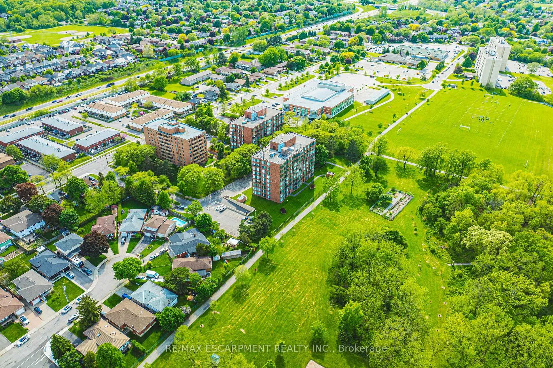 Photo 23 of Unit 103, 180 Limeridge Road W, Hamilton, Rolston — HOMEH