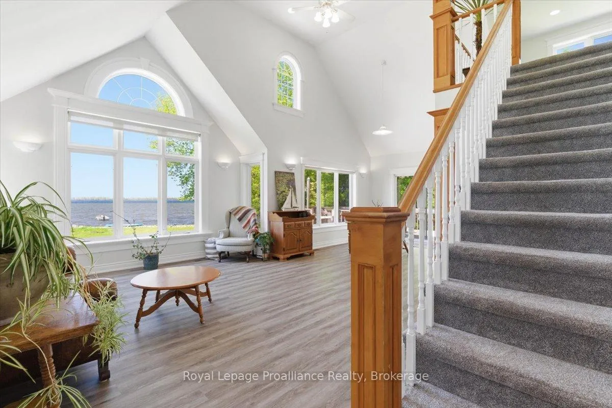 Photo 6 of 233 Parkview Road, Prince Edward County, Ameliasburg Ward — HOMEH