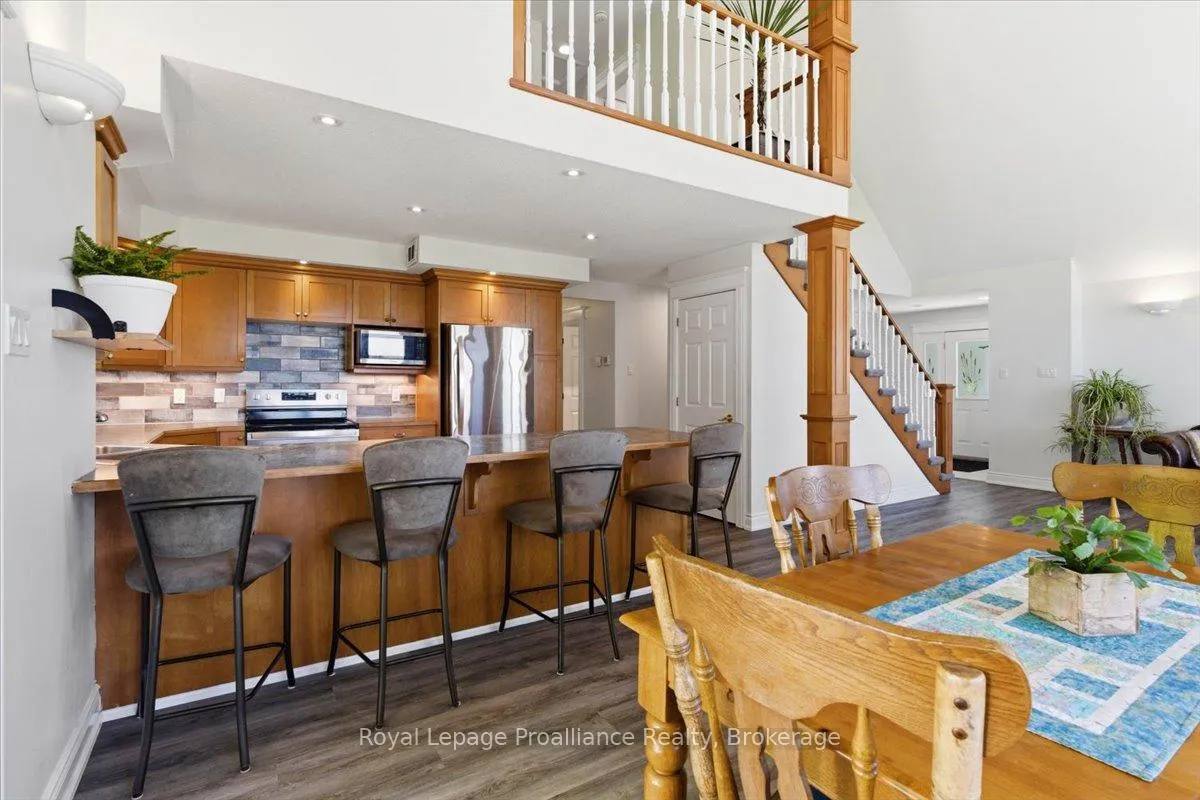 Photo 13 of 233 Parkview Road, Prince Edward County, Ameliasburg Ward — HOMEH